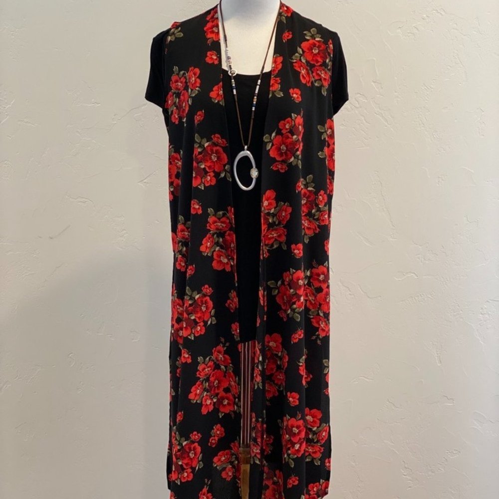 NWOT LuLaRoe Black and Red Floral Joy
